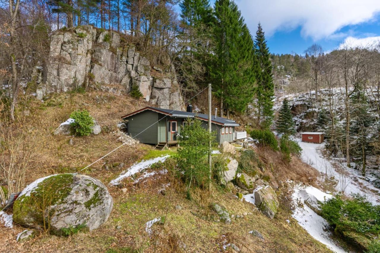 Lyngebu. Nice Family Cabin With Sea View. Vila Lyngdal Exterior foto