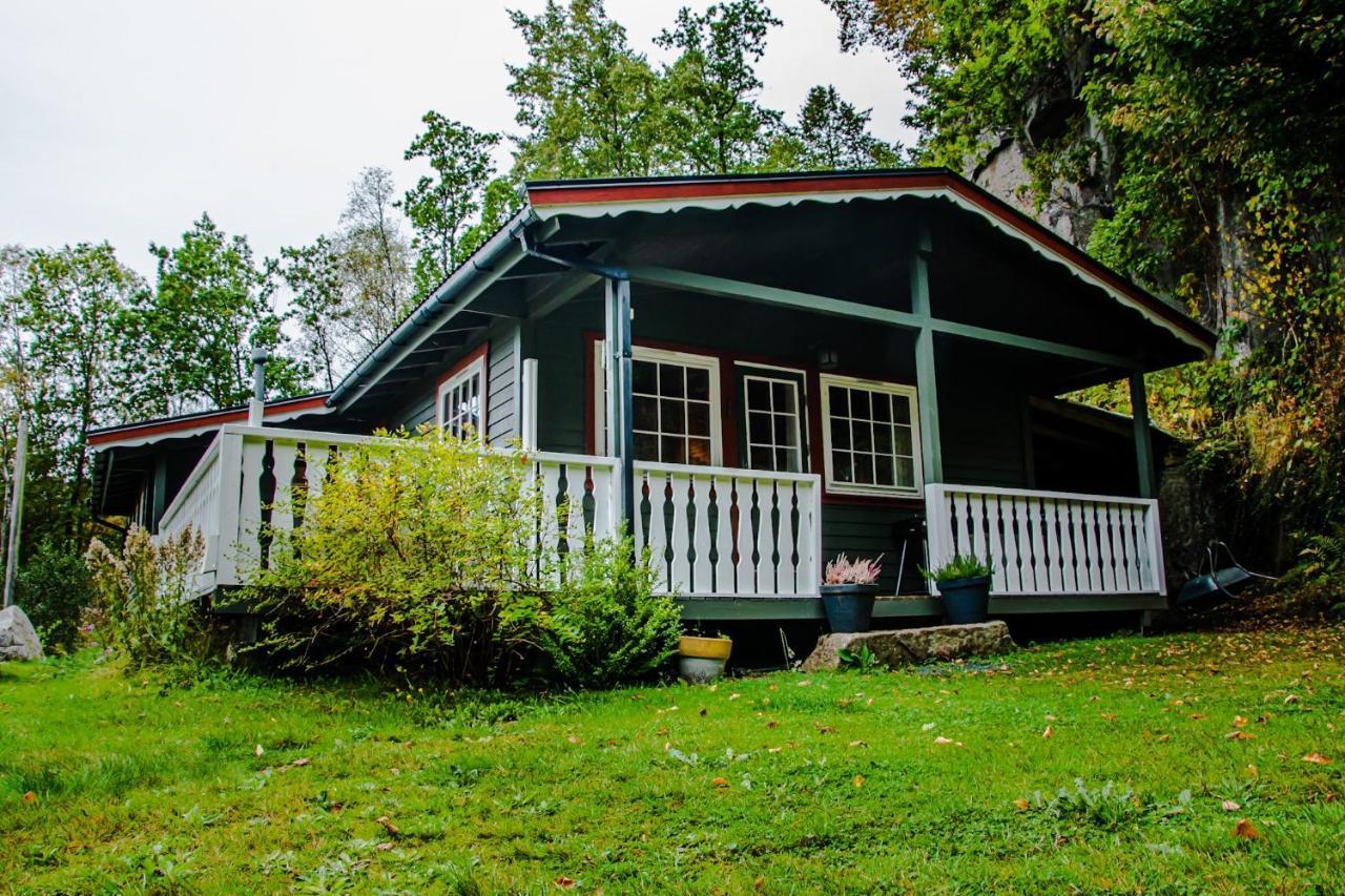 Lyngebu. Nice Family Cabin With Sea View. Vila Lyngdal Exterior foto